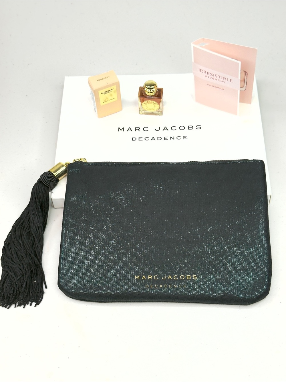 Marc Jacobs Decadence Cosmetic Pouch + Burberry Her + Givenchy Beauty Bundle